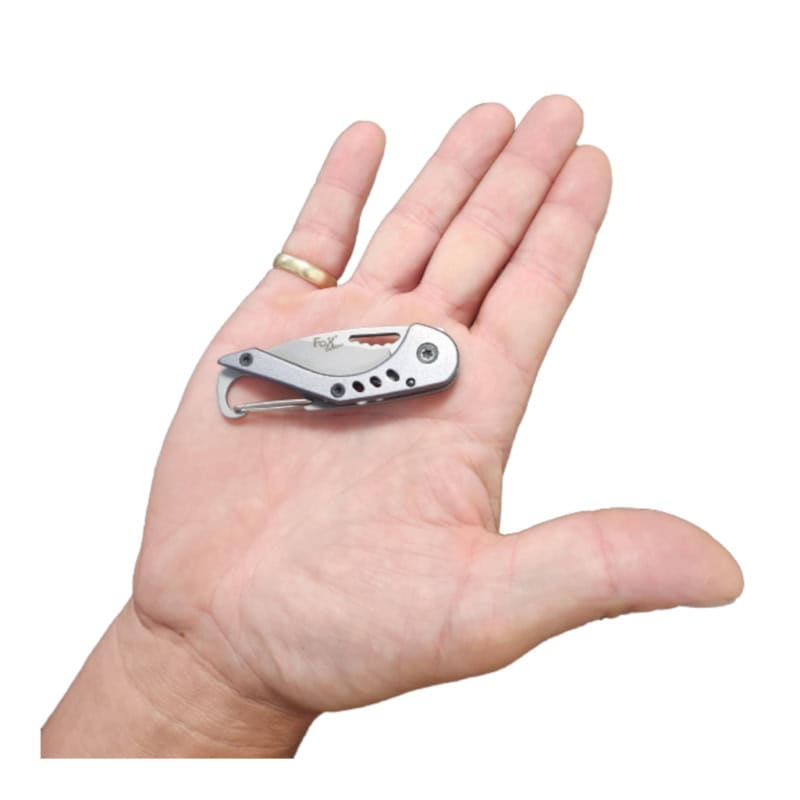 Klapmes Piccolo ingeklapt in hand