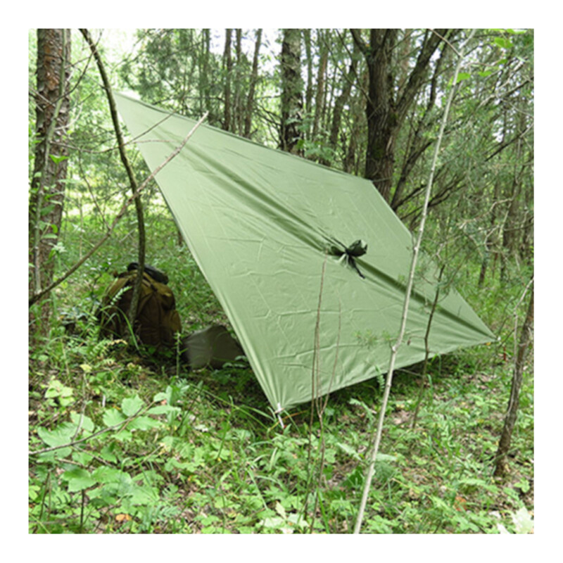 Poncho rip stof als beschutting