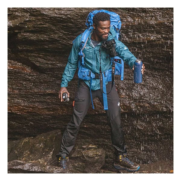 Waterfilterfles Sfeerfoto Camelbak Lifestraw Vacuum